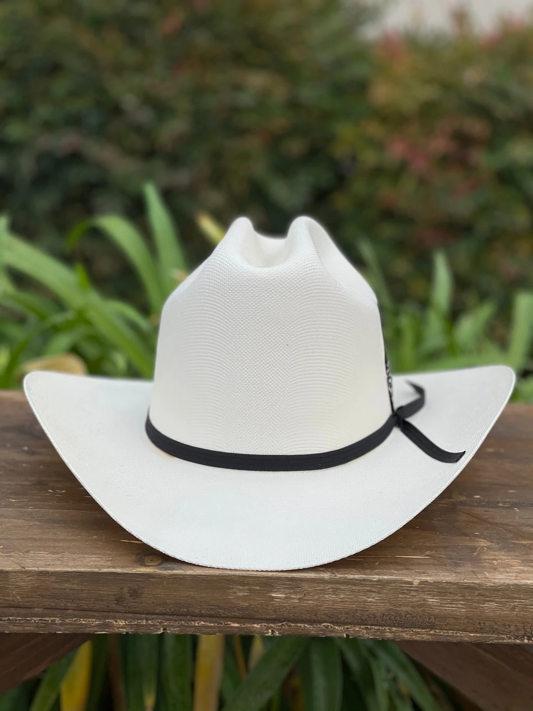 Guadalajara Western Wear Tombstone 1000x Diamante Negro (Copa Alta) 4 Guadalajara Western Wear Tombstone 1000x Diamante Negro (Copa Alta)