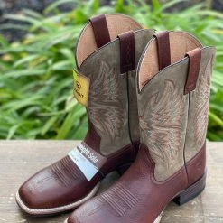 Ariat Men's Valor Ultra Western Cowboy Boot Peanut