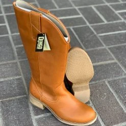 Guadalajara Western Wear Dingo Tan Homestead Fashion Women Round Toe Boot