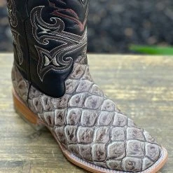 Guadalajara Western Wear Pirarrucu Print Desert Off White Wide Square Toe Cowboy Boots 6 Guadalajara Western Wear Pirarrucu Print Desert Off White Wide Square Toe Cowboy Boots