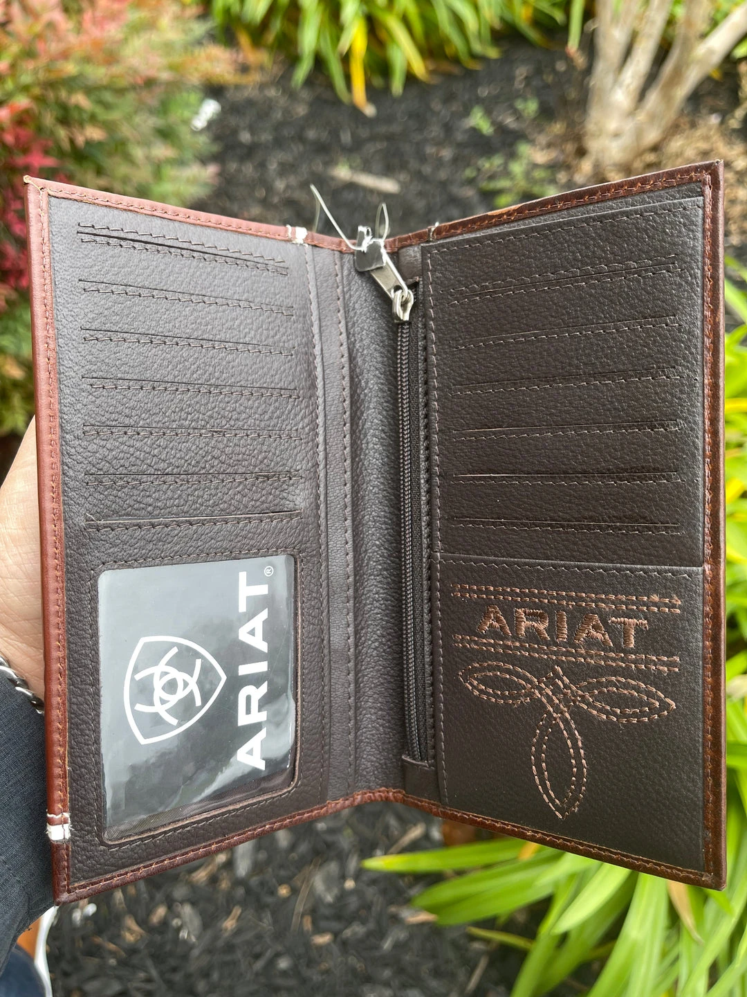 Guadalajara Western Wear Accessories Ariat Mens Husky Orange Rodeo Wallet/ Checkbook Cover 4 Guadalajara Western Wear Accessories Ariat Mens Husky Orange Rodeo Wallet/ Checkbook Cover