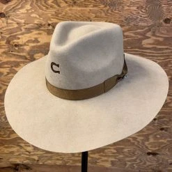 Guadalajara Western Wear Women Charlie 1 Horse Highway Sand