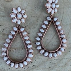 Guadalajara Western Wear Creme Western Flower Stud