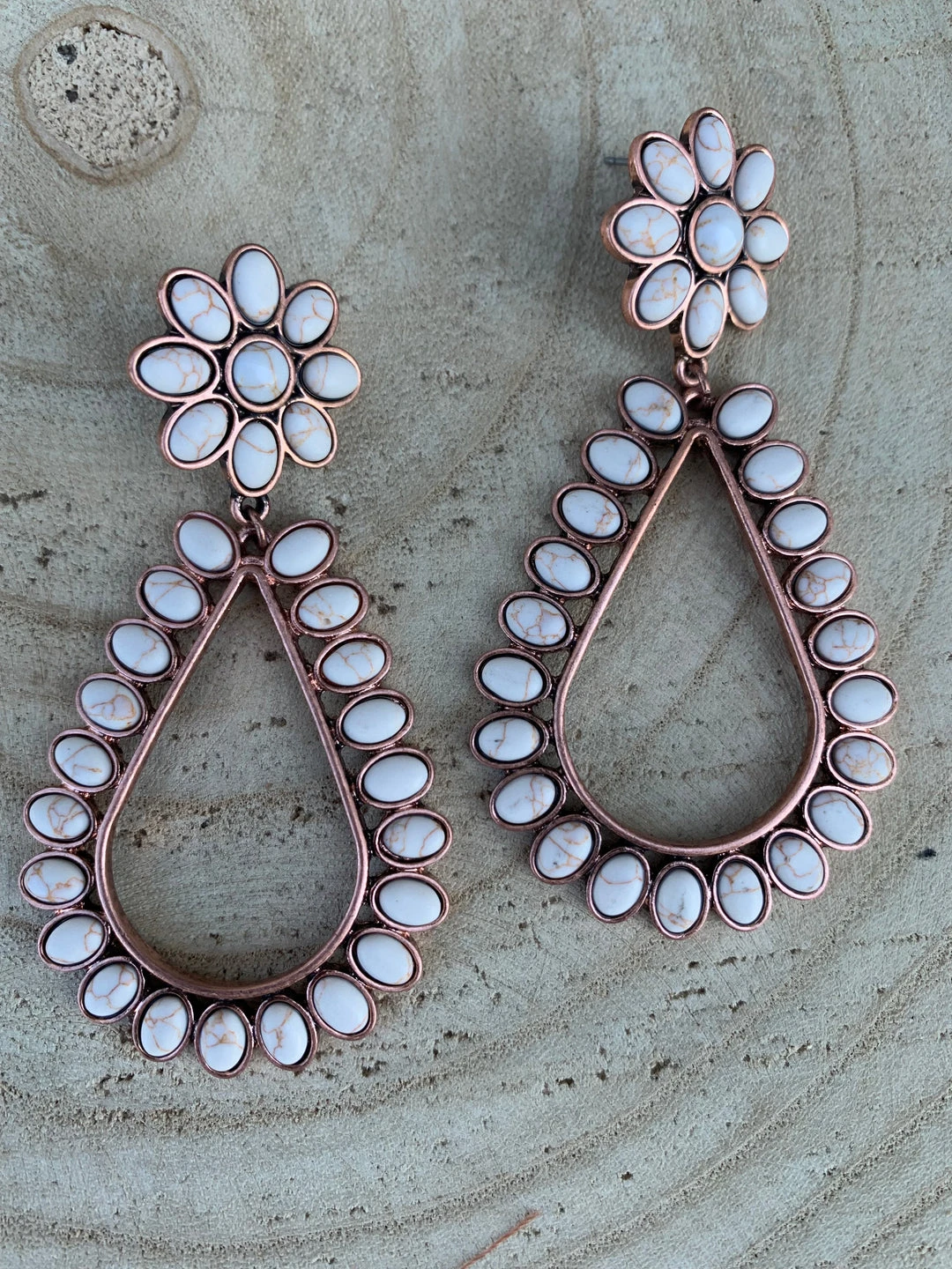 Guadalajara Western Wear Creme Western Flower Stud 3 Guadalajara Western Wear Creme Western Flower Stud