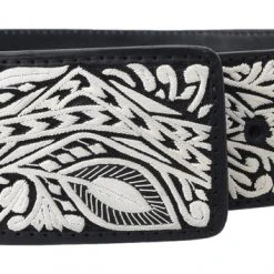 Guadalajara Western Wear White Diamond Piteado Fino Leather Belt - Negro